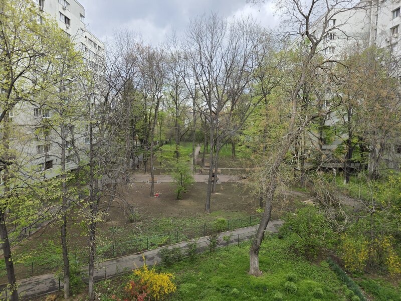 Titan, str. Postavarul, bloc 4 etaje